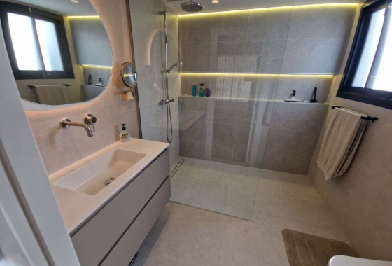 Herverkoop - Villa - Monforte del Cid - Font del Llop