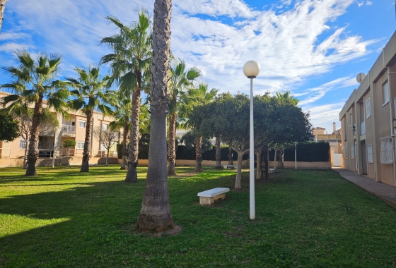 Resale - Townhouse - Torrevieja - Aguas Nuevas 1