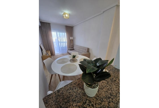 Resale - Apartment / flat - Torrevieja - Torreblanca