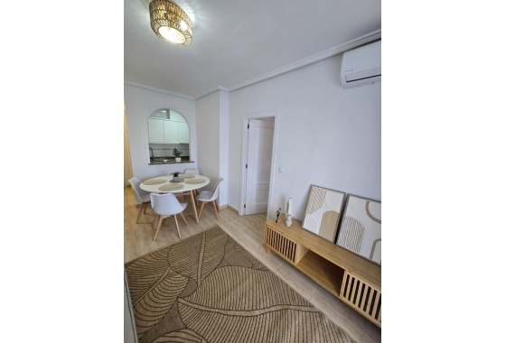 Resale - Apartment / flat - Torrevieja - Torreblanca