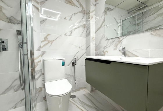 Återförsäljning - Lägenhet / lägenhet - Torrevieja - PARQUE DE LAS NACIONES