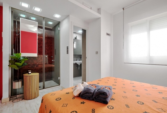 Resale - Apartment / flat - Torrevieja - Playa del Cura