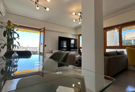 Resale - Apartment / flat - Torrevieja - Centro