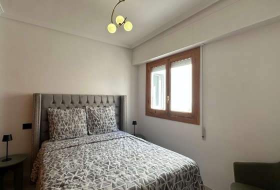 Resale - Apartment / flat - Torrevieja - Centro