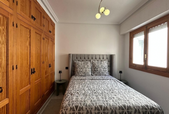 Resale - Apartment / flat - Torrevieja - Centro