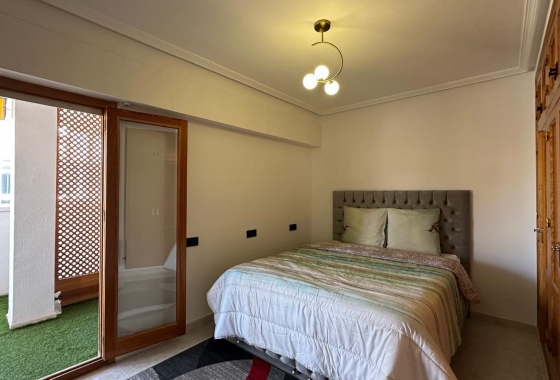 Resale - Apartment / flat - Torrevieja - Centro