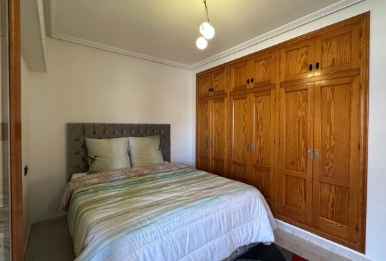 Resale - Apartment / flat - Torrevieja - Centro