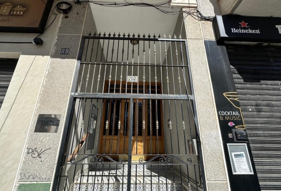 Resale - Apartment / flat - Torrevieja - Centro