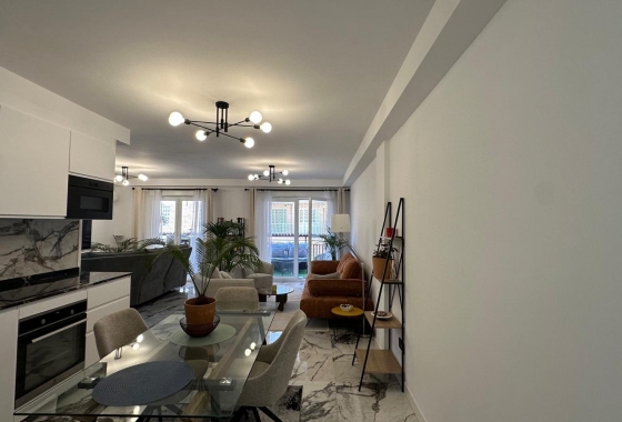 Resale - Apartment / flat - Torrevieja - Playa del Cura