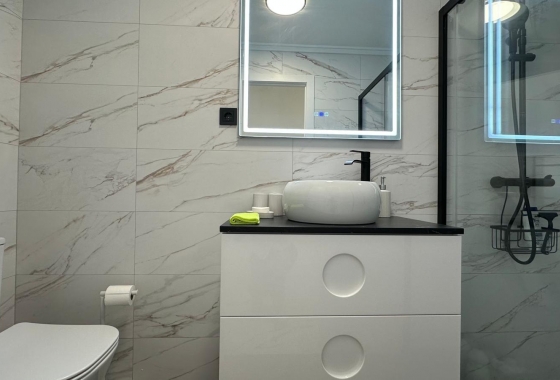 Resale - Apartment / flat - Torrevieja - Playa del Cura