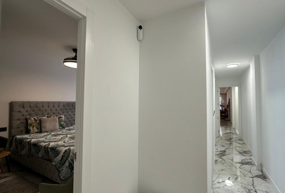 Resale - Apartment / flat - Torrevieja - Playa del Cura