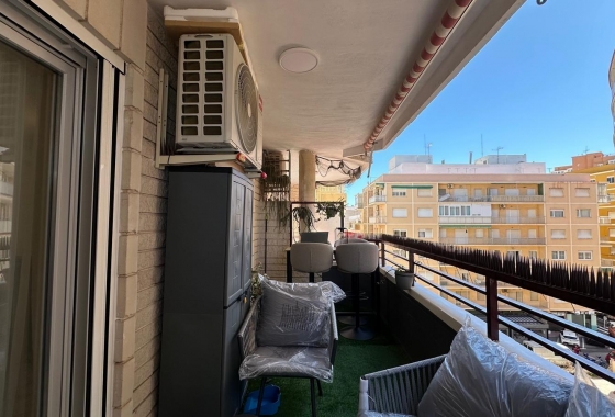 Resale - Apartment / flat - Torrevieja - Playa del Cura