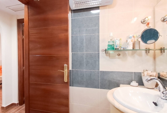 Herverkoop - Appartement / flat - Torrevieja - Parque Acuático - Sector 25