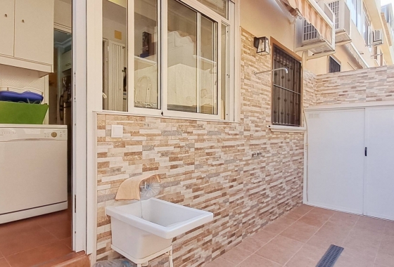 Herverkoop - Appartement / flat - Torrevieja - Parque Acuático - Sector 25