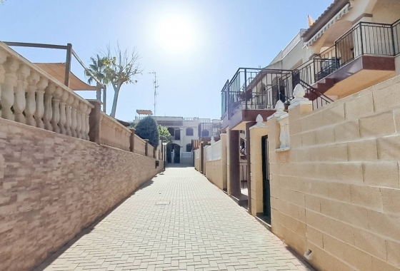 Herverkoop - Appartement / flat - Torrevieja - Parque Acuático - Sector 25