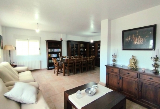 Resale - Villa - Torrevieja - La Siesta - El Salado - Torreta