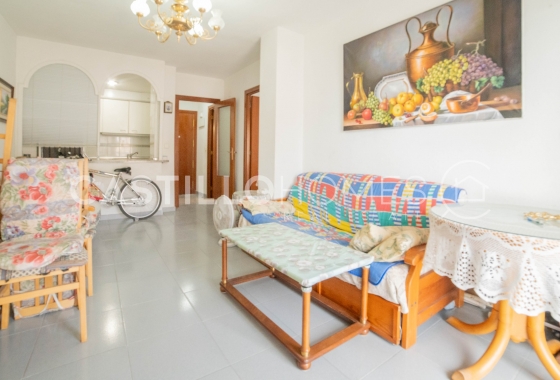 Resale - Apartment / flat - Torrevieja - Punta Prima