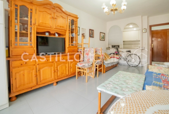 Resale - Apartment / flat - Torrevieja - Punta Prima