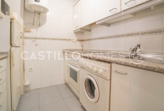 Resale - Apartment / flat - Torrevieja - Punta Prima