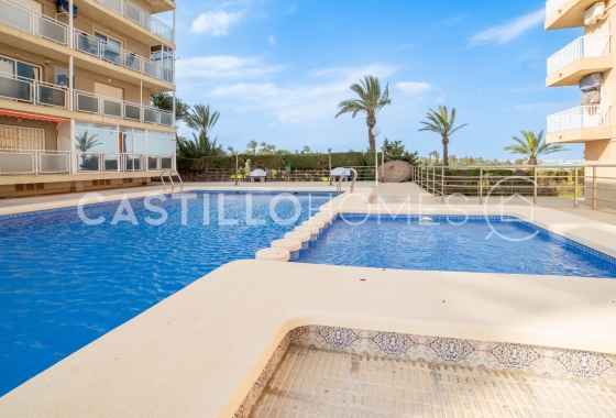 Resale - Apartment / flat - Torrevieja - Punta Prima