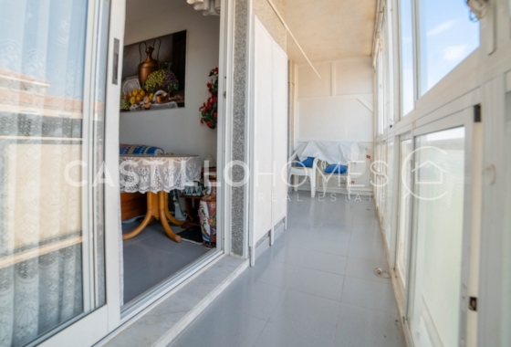 Resale - Apartment / flat - Torrevieja - Punta Prima