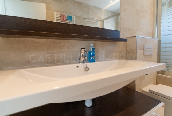 Resale - Villa - Orihuela Costa - La Zenia