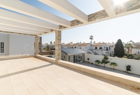 Resale - Villa - Orihuela Costa - La Zenia
