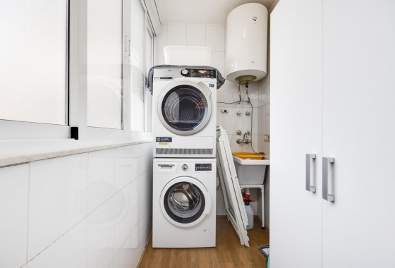 Resale - Apartment / flat - Torrevieja - Centro