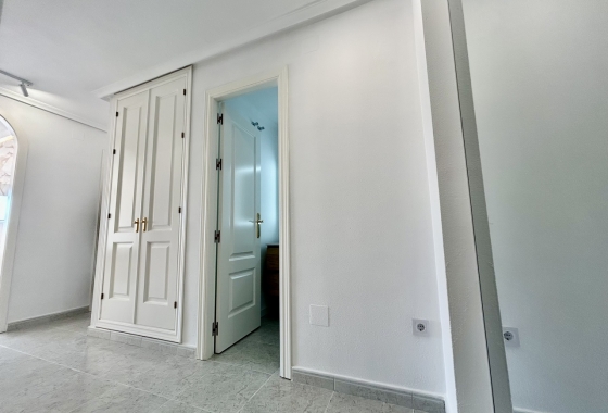 Wiederverkauf - Wohnung - Orihuela Costa - Costa Blanca