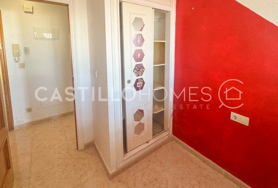 Resale - Apartment / flat - Torrevieja - La Mata