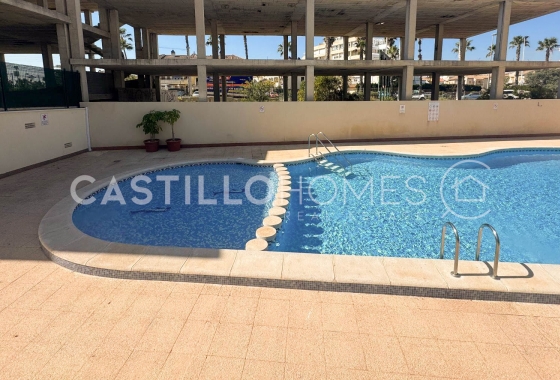 Resale - Apartment / flat - Torrevieja - La Mata