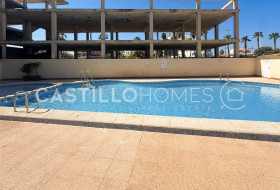 Resale - Apartment / flat - Torrevieja - La Mata