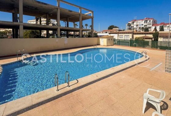 Resale - Apartment / flat - Torrevieja - La Mata
