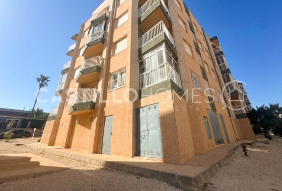 Resale - Apartment / flat - Torrevieja - La Mata