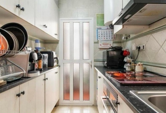 Resale - Townhouse - San Miguel de Salinas - Las Filipinas