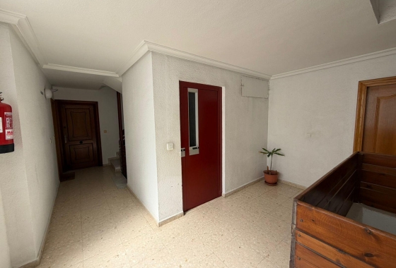 Wiederverkauf - Wohnung - Torrevieja - Playa del Cura