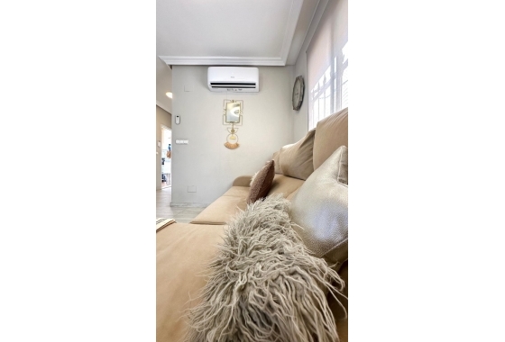 Herverkoop - Villa - Orihuela Costa - La Regia