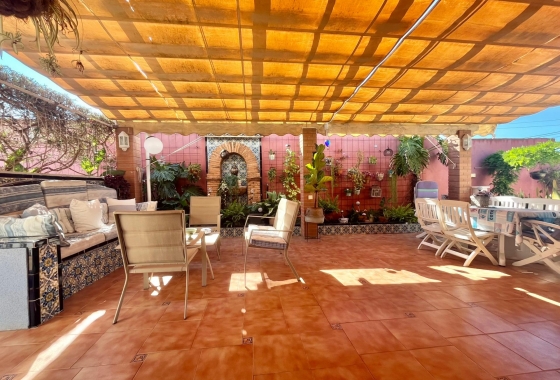 Resale - Villa - Torrevieja - Los Balcones - Los Altos del Edén