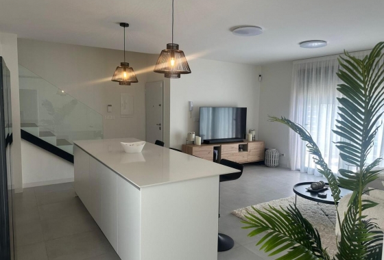 Resale - Villa - Roldan - Inland