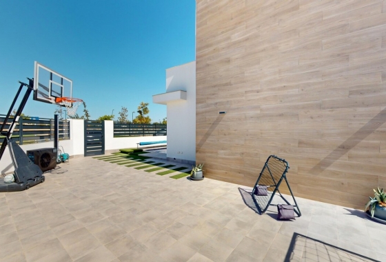 Resale - Villa - Roldan - Inland