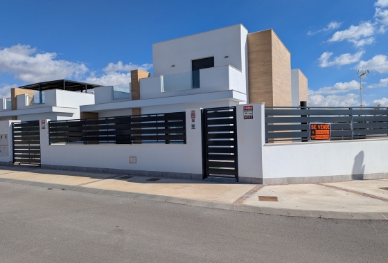 Resale - Villa - Roldan - Inland