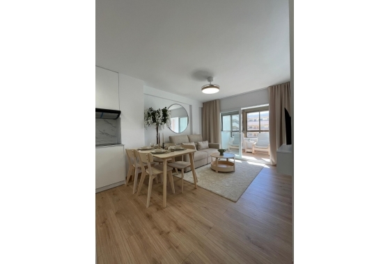 Resale - Apartment / flat - Torrevieja - Miramar - Torre Del Moro