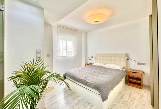 Wiederverkauf - Wohnung - Torrevieja - Estacion De Autobuses