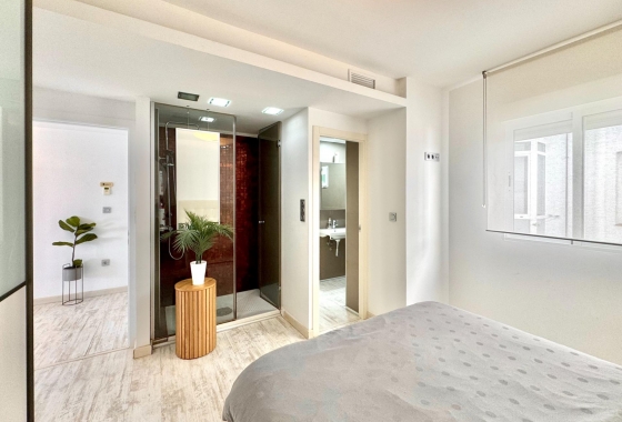 Wiederverkauf - Wohnung - Torrevieja - Estacion De Autobuses