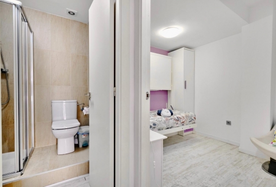 Wiederverkauf - Wohnung - Torrevieja - Estacion De Autobuses