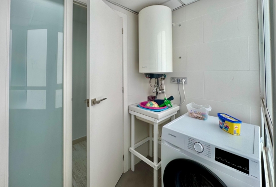 Wiederverkauf - Wohnung - Torrevieja - Estacion De Autobuses