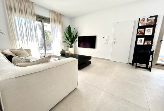 Herverkoop - Villa - San Miguel de Salinas - Inland