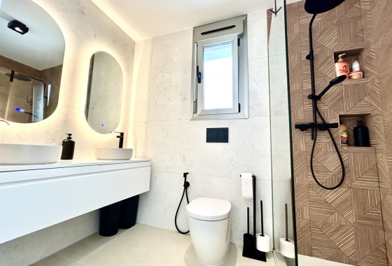 Herverkoop - Villa - San Miguel de Salinas - Inland