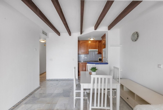 Resale - Apartment / flat - Torrevieja - Urb. Rosaleda