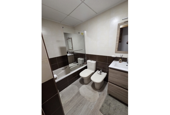 Herverkoop - Appartement / flat - Torrevieja - Costa Blanca